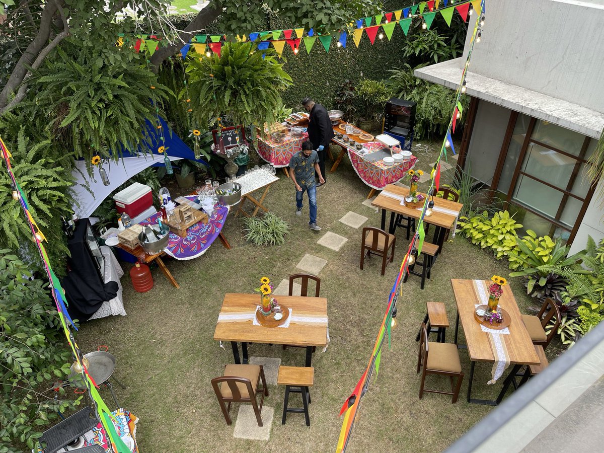 bockcao's tweet photo. Disfruta tu reunión social con tu propio #foodwineandbeerfestival Piqueos, vinos, espumantes, cervezas nacionales, artesanales o importadas! Cotiza con nosotros! #fiestatematica #themeparty https://t.co/36l6LSb2ma
