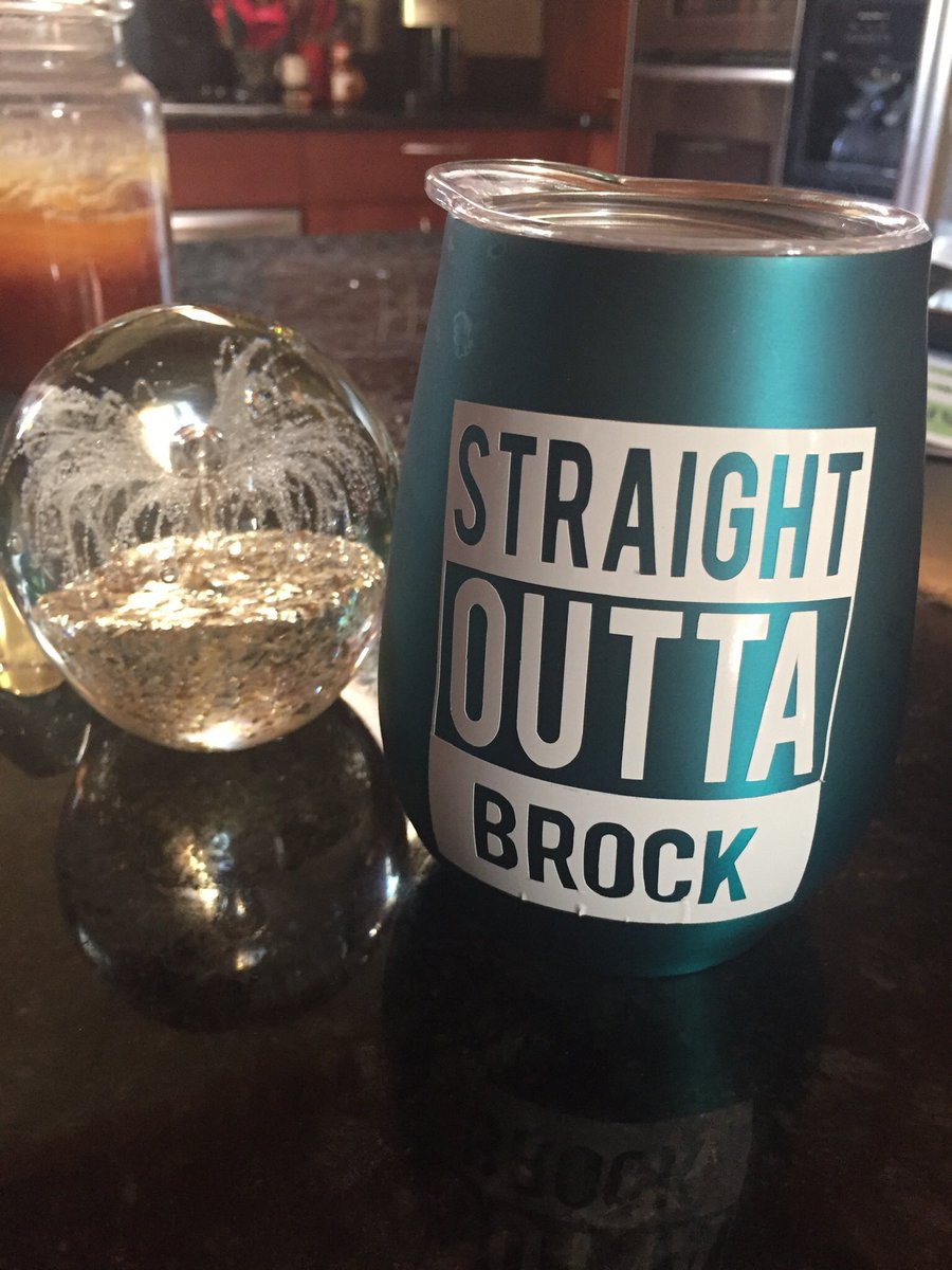 Anne Adamson tweet media