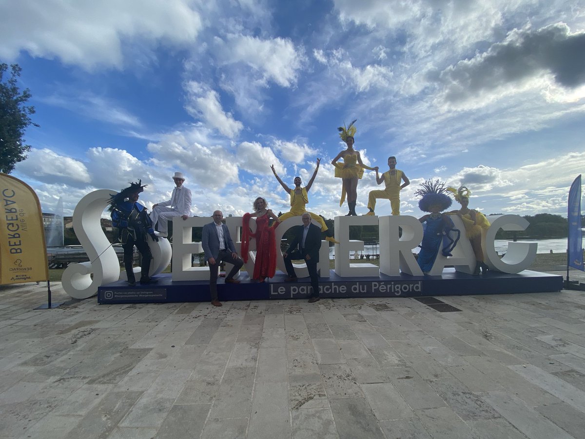 VilledeBergerac's tweet image. La marque #Bergerac, le #Panache du #Perigord est officiellement lancée ! #bergeracpanache