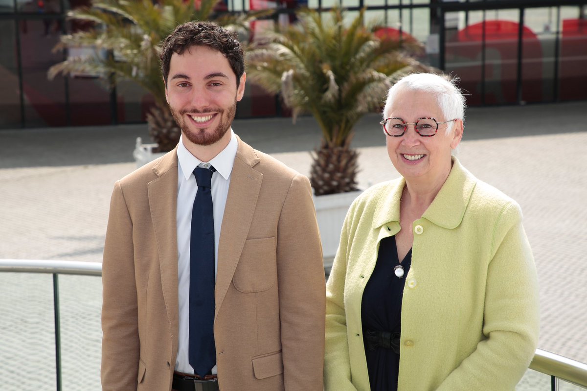Je voudrais remercier du fond du coeur les plus de 31% d'électeurs du canton Le Havre 6 qui ont voté pour nous ce dimanche au second tour ! J'espère que nos valeurs sociales et écologiques ont été fidèlement représentées ! J'ai été heureux de faire campagne avec <a href="/nad_rzl/">Nadine Rozel</a> !