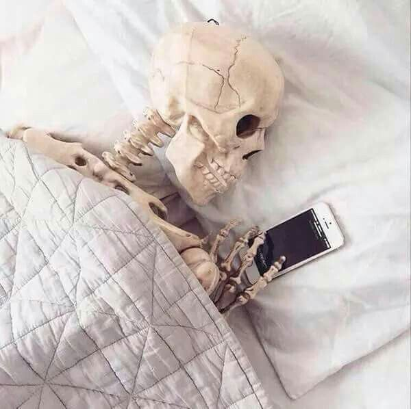 redfield2015's tweet photo. @DasMetalGabs Así me quede esperando a que me contestaran mi twitt @nPosho y usted @DasMetalGabs  😁🙁 https://t.co/NeJmexIpE3