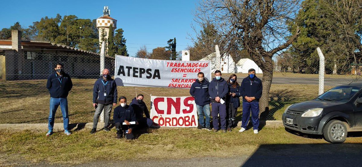 ATEPSA_Nacional's tweet photo. ๐ Cambian los turnos, los servicios se renuevan y las expresiones siguen llegando!
Trabajadores esenciales =
Salarios esenciales
#StrikeInProgress #StrikeUnion #SNA #LoEsencialEsInvisibleALaEANA https://t.co/fCTEZk4ABX