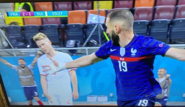Get French Football News tweet media