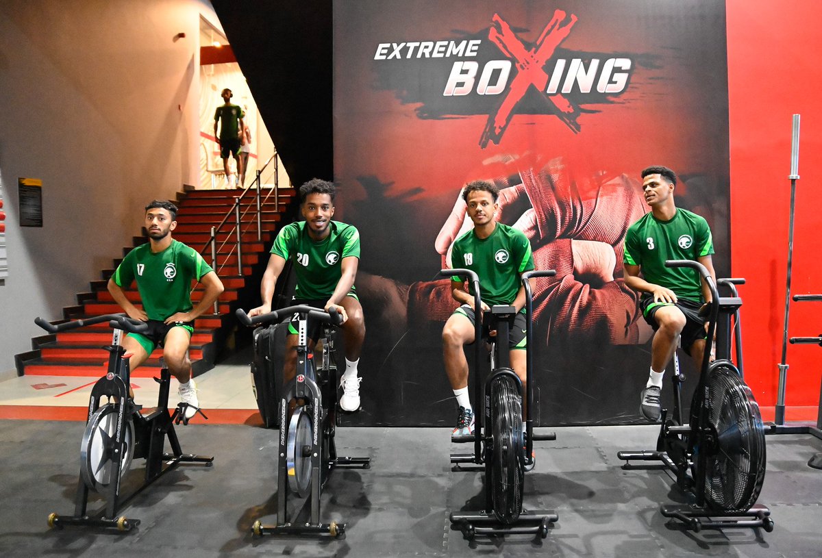 SaudiNT's tweet photo. من الحصة التدريبية صباح اليوم في @FitnessTimeSA . https://t.co/NSFHurn2RL