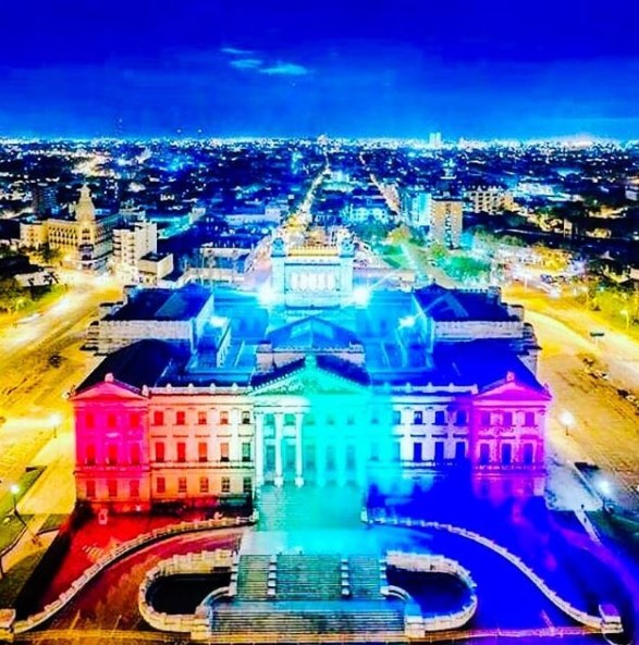 RevistaMartes's tweet photo. Es hoy #Orgullo #Orgullo2021 #OrgulloLGTBI https://t.co/sou1gUPjkj