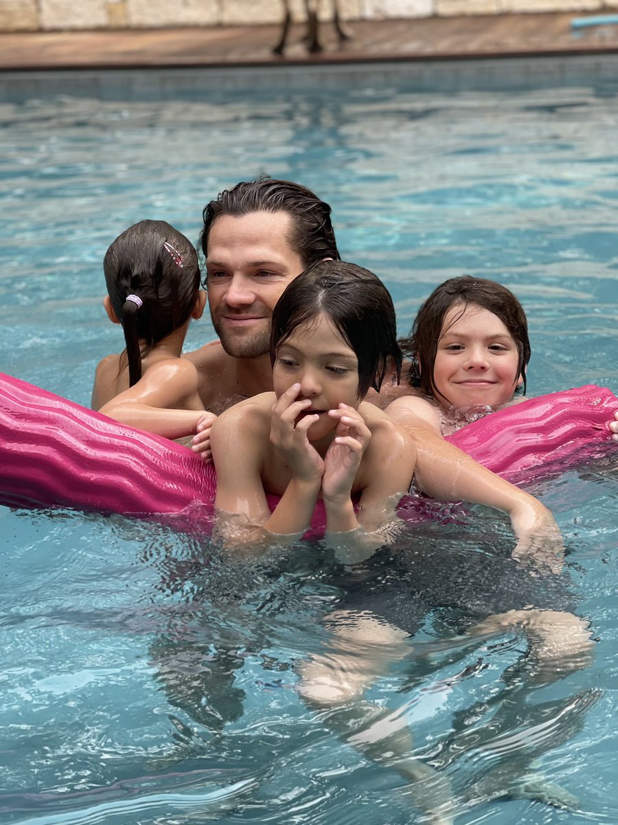 jarpad's tweet image. I may not be able to do laps in the pool as quickly with the kids but I DO have a lot more fun doing them. My #MantraMonday is to find joy in my physical activity (as well as my downtime) and hopefully both can be my “happy place.” Share yours with me? #SPNFamily #WalkerFamily