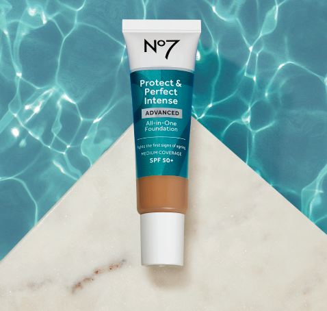 BootsUK's tweet photo. Our No7 All In One Foundation is your BFF when you need to cover a red face... #SubsBench #LoveIsland https://t.co/VBK658jduL
