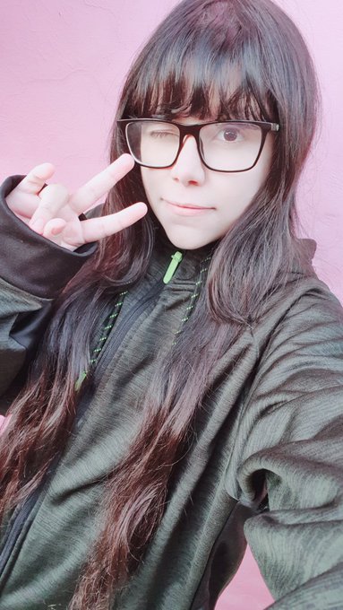 It's cold here today 🥶 https://t.co/CrV3fZTRUj
