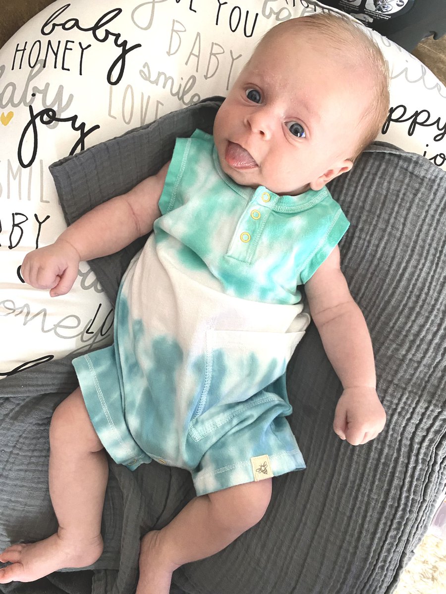 Good morning from Henry ☀️