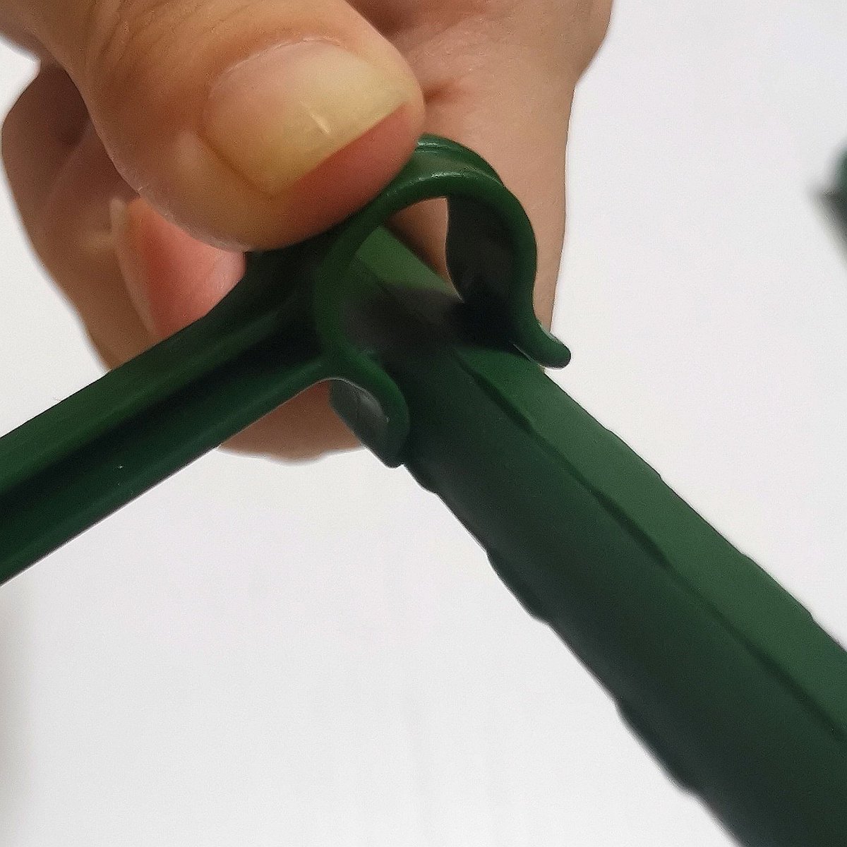 Camille_rabbit's tweet photo. Garden plant stake poles https://t.co/JzJ3XFbJf5