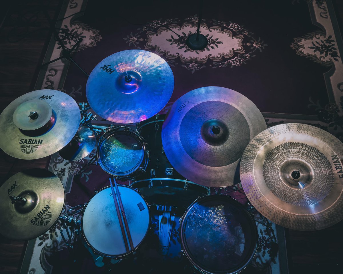 Tell No Tales (@tellnotalesband) on Twitter photo 