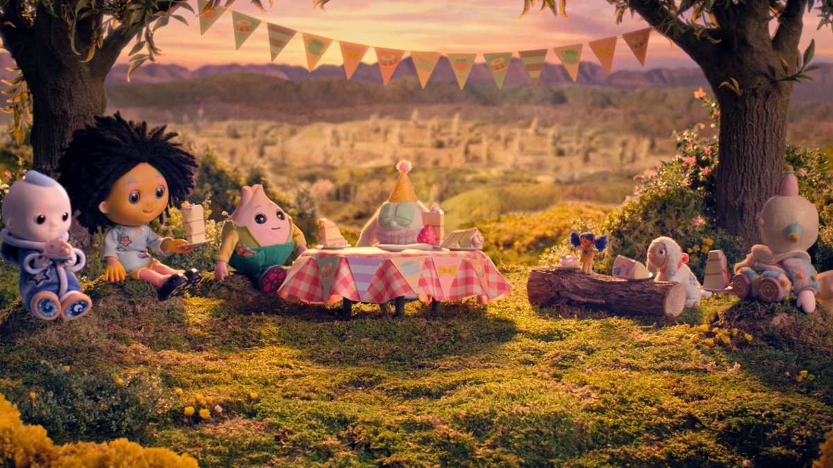 Happy first day of Summer! We hope this season is full of sunny weather for picnics, walks and tea parties. ☀️🌈