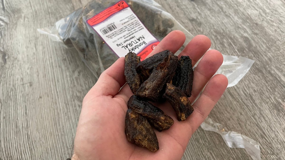 grasacz's tweet photo. Sušené ovoce může být fajn, ale je potřeba si pohlídat formu zpracování. Doslazování, siřičitany, chemický koktejl... Ale tady se bát nemusíte 😎 https://t.co/RWj2fdzRtI https://t.co/GcxPmZfApG