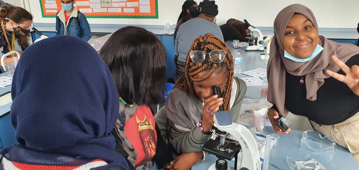 COREJQAcademy's tweet photo. Our Year 11s enjoying getting DNA from strawberryโs and building bridges today in their extra STEM sessions! #STEM #year11 #opportunity #corescience #futurescientists #ExtracurricularActivities #excellence #practicalscience https://t.co/6fwvQQUacl