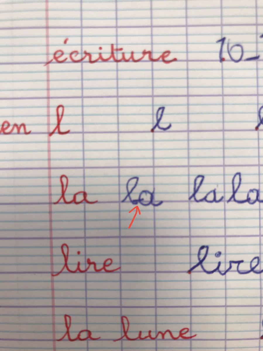 EvaluationsMq's tweet photo. Un exemple parlant pour illustrer l’aspect contre-productif de l’enseignement de l’attaque dans les lettres rondes: l’élève est amené à lever son stylo entre le « l » et le « a » pour réaliser l’attaque qui n’est autre, en réalité, que la fin de la lettre précédente (cf D. Dumont https://t.co/4r4meoAmbI