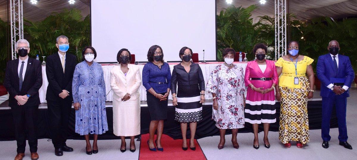 FemmeGOUVGA's tweet photo. Le Ministre @PriscaNlendK a lancé le processus d'élaboration du rapport pays pour la mise en œuvre du protocole de Maputo; il va combiner la période 2011-2021. Elle a exhorté les contributeurs à relever toutes les évolutions réalisées au #Gabon en faveur  des droits des femmes. https://t.co/oY9PxG3TID