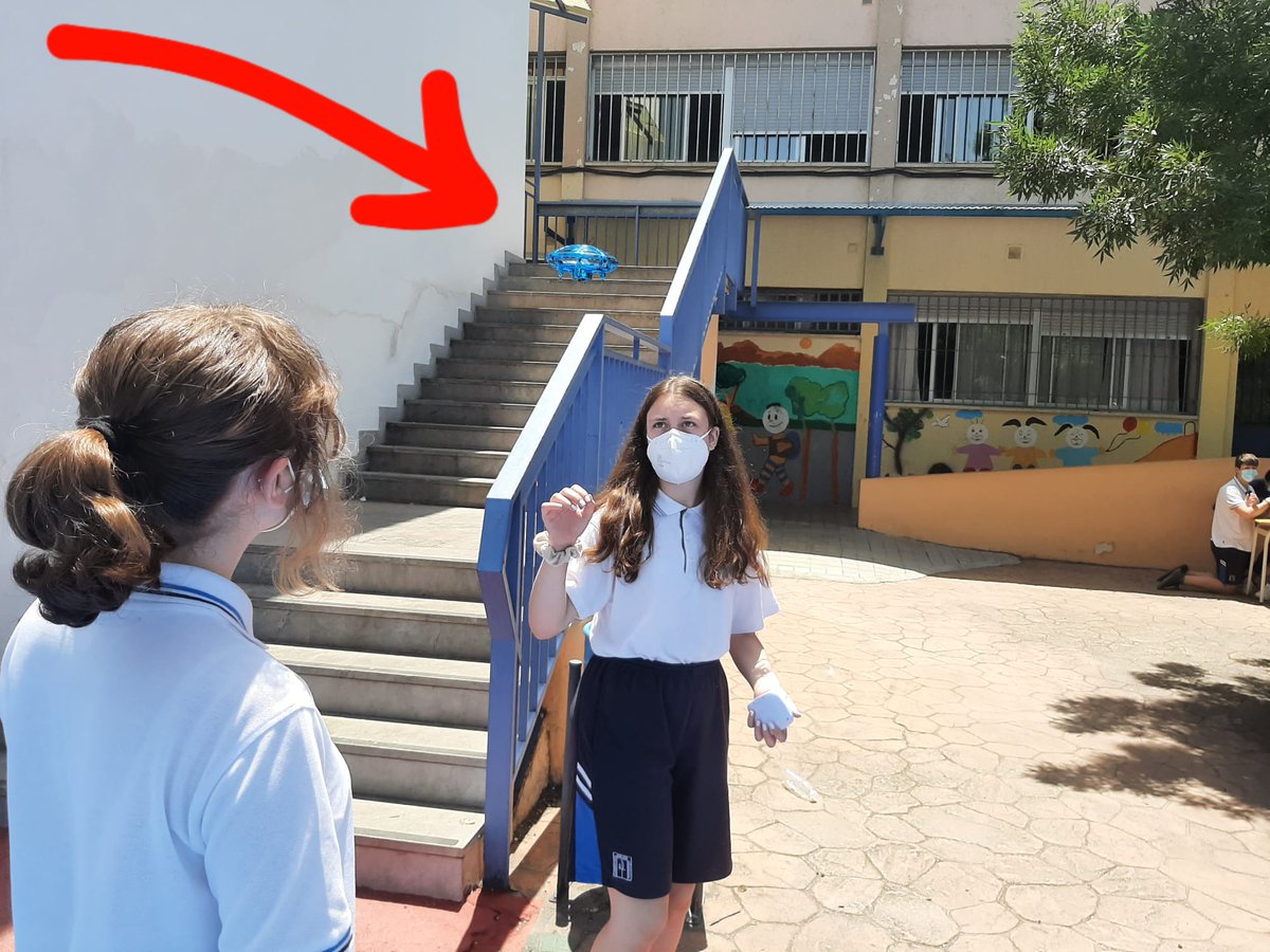 Maravillosa jornada la que han disfrutado nuestros alumnos con el taller de robótica🦾 🦿🤖. En este taller han pasado un buen rato realizando un scape room. Sin duda, una jornada muy productiva😍
juanxxiiicartuja.com/2021/06/21/tal…
#colegiogranada #granada #robotica #scaperoom