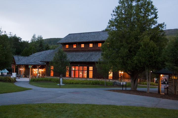 theADKX's tweet photo. Warm evening glow from the ADKX visitor center as part of the #MuseumAtNightChallenge. Thank you #chapmanmuseum for inviting us to participate. Passing the challenge along to our friends at #WildCenter and #FortTiconderoga. https://t.co/uLTDe7rmg8