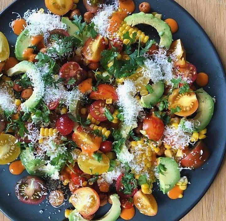 Grilled veggies make a colorful and easy cold salad the next day. Add fresh avocado and heaps of grated Parmigiano Reggiano for the perfect #summersalad

Salad inspo by @a_green_kitchen 🍅 
#meatlessmonday #parmigianoreggianousa