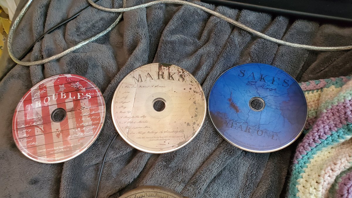 Jace_Darkheart's tweet photo. Got my wonderful compass from @TheKillingPlace today! #followthemark #americanmurdersong https://t.co/qbdRSZ08DP