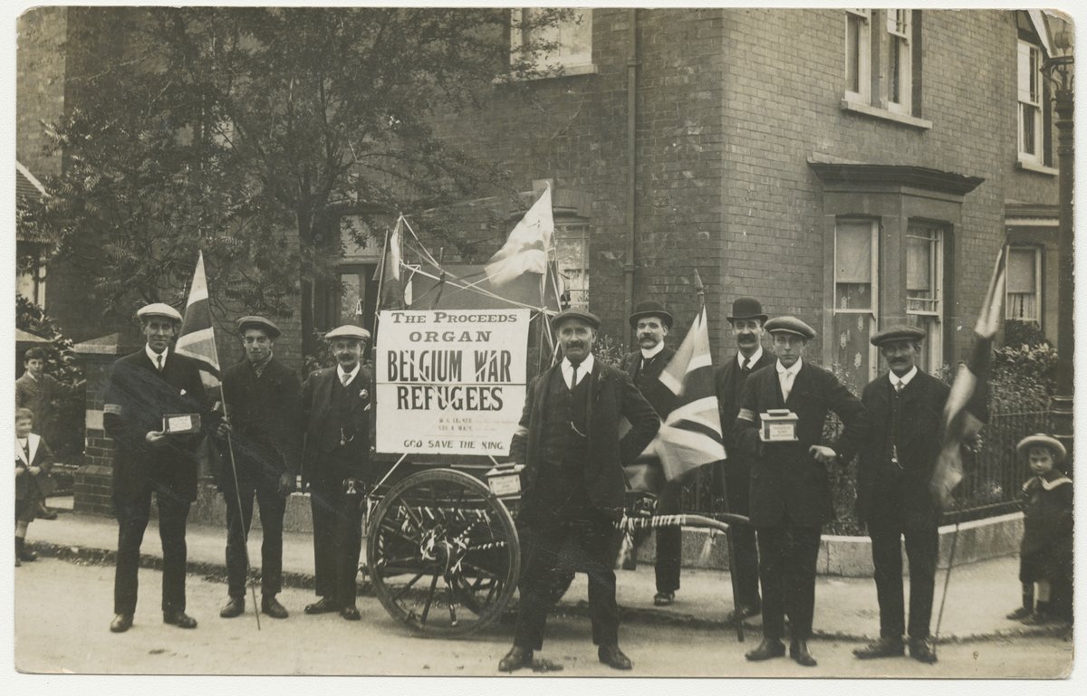 AlfredGillett's tweet photo. In honour of #RefugeeWeek last week, we want to share these incredible images of Belgian refugees who came to Street in World War 1. They were welcomed by our awesome community with many people raising funds to help support them #OurCommunity https://t.co/SDk6o1XHKU