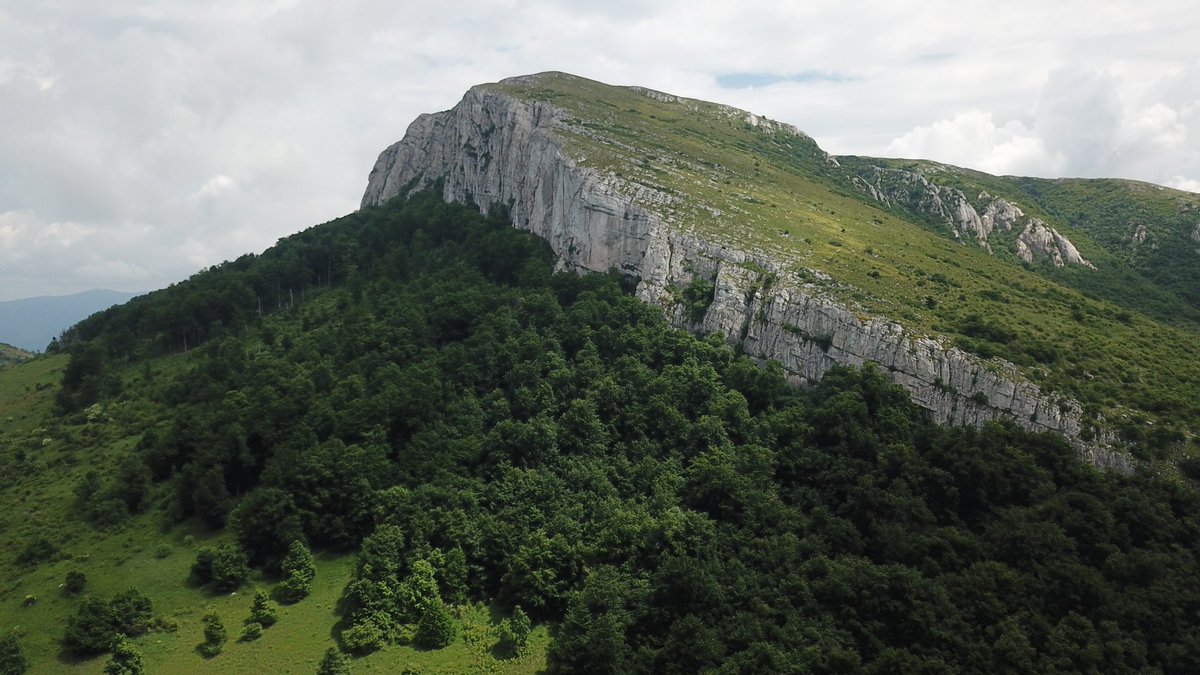 stefanche75's tweet photo. Mountain Borski stol, #bor #Serbia #DJI #dronephotography https://t.co/WUFBsA4bN9
