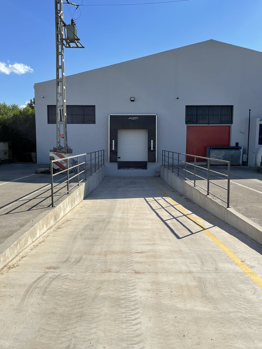 TranscurSL's tweet image. Hemos reformado nuestras instalaciones y hemos puesto un muelle en nuestra campa, aquí pueden ver las diferencias con nuestras anteriores instalaciones
