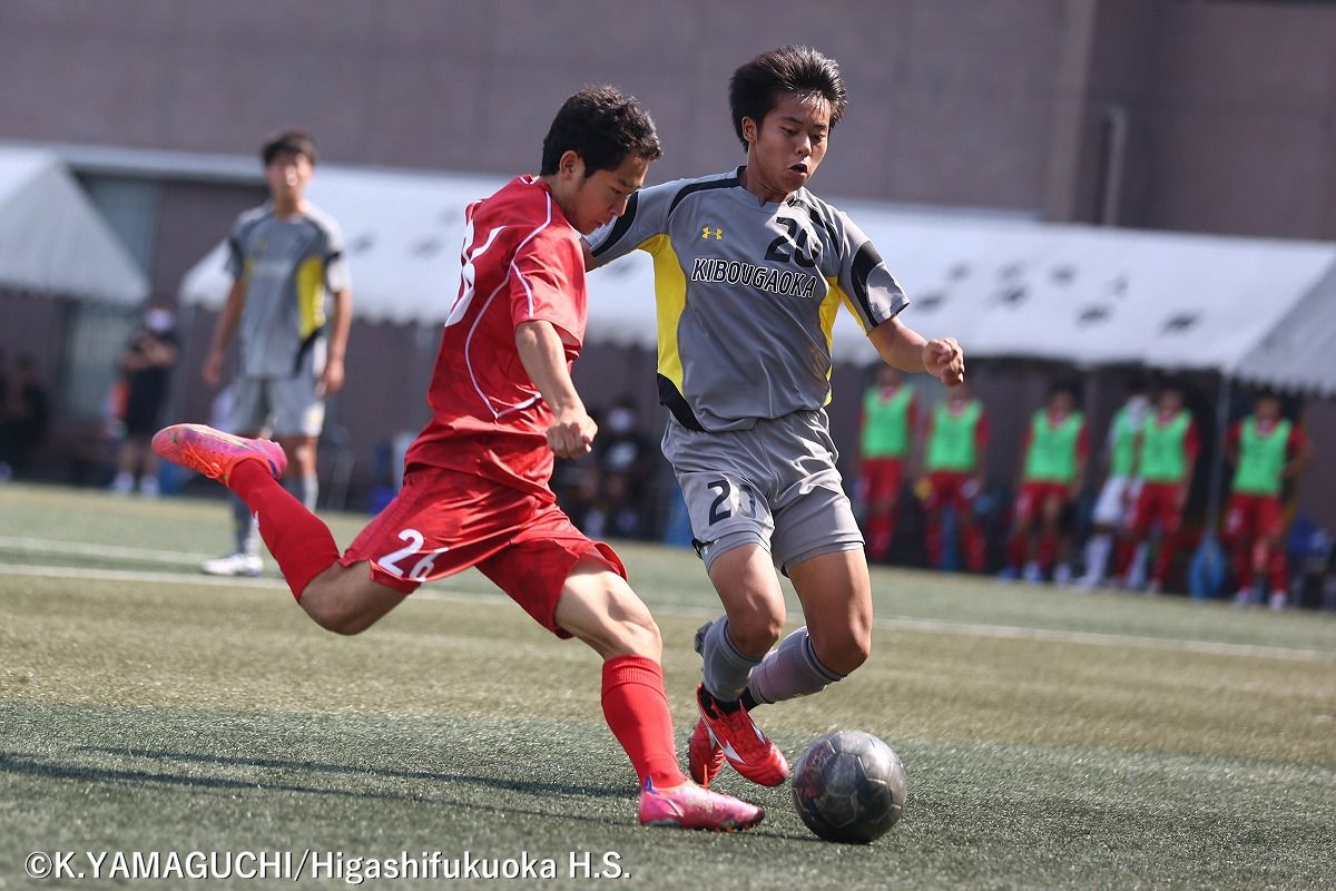 赤い彗星 東福岡高校サッカー 写真館 高円宮杯 Jfa U 18サッカーリーグ21福岡1部 第3節 東福岡b 希望が丘 守備の要 吉田大晃 キングスfc 2年 Gk戸成晃大 宇部市立厚南中 2年 クロスを上げる對馬陸人 C Aグランロッサ 1年 県 赤い彗星 東福岡高校サッカー 写真館 高円宮杯 Jfa U 18サッカーリーグ21福岡1部 第3節 東福岡b 希望が丘 守備の要 吉田大晃 キングスfc 2年 Gk戸成晃大 宇部市立厚南中 2年 クロスを上げる對馬陸人 C Aグランロッサ 1年 県