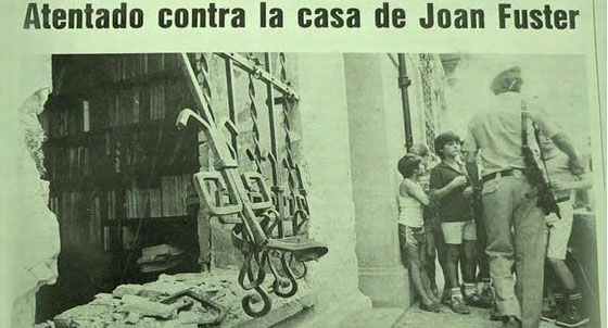 JosepLluchPuig's tweet photo. Avui que fa 40 anys de la mort de Joan Fuster, recordem que va sobreviure a un atemptat —dues bombes— que amb prou feines va ser investigat https://t.co/313Il9760Y