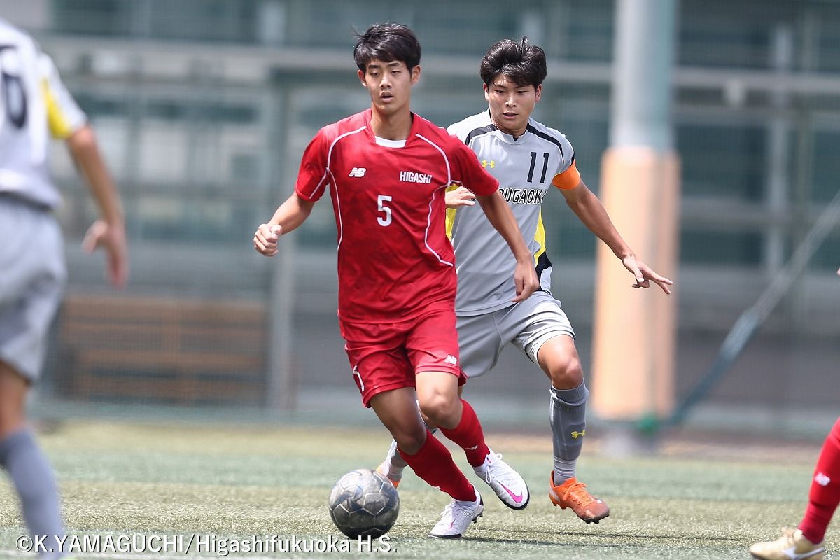 赤い彗星 東福岡高校サッカー 写真館 高円宮杯 Jfa U 18サッカーリーグ21福岡1部 第3節 東福岡b 希望が丘 守備の要 吉田大晃 キングスfc 2年 Gk戸成晃大 宇部市立厚南中 2年 クロスを上げる對馬陸人 C Aグランロッサ 1年 県 赤い彗星 東福岡高校サッカー 写真館 高円宮杯 Jfa U 18サッカーリーグ21福岡1部 第3節 東福岡b 希望が丘 守備の要 吉田大晃 キングスfc 2年 Gk戸成晃大 宇部市立厚南中 2年 クロスを上げる對馬陸人 C Aグランロッサ 1年 県