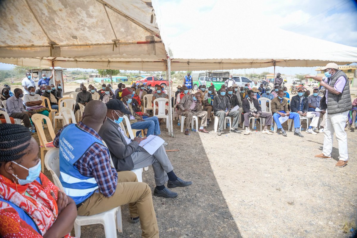 LaikipiaCountyG's tweet photo. Gov @ndiritumuriithi leads @nhifkenya biometric registration at JuaKali  #segeraward.  Our 84health facilities are now equipped with biometric devices. Robust health system is a key plank of our strategy towards realization of a county with best quality of life #LaikipiaOnTheMove https://t.co/JbIYnhC8Hs