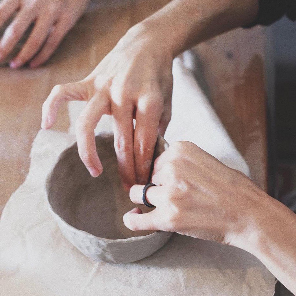 چیزی‌ که‌ امروز می‌سازید
بیشتر از این‌ که بعدها به جا می‌مونه
و یادِت رو زنده‌ نگه‌ می‌داره
در طول‌ زندگی قاطعانه کنارت می‌مونه،
حال‌ و هوا خوب “بهت” میده،
مثِ “رفتارِ خوب با بقیه”