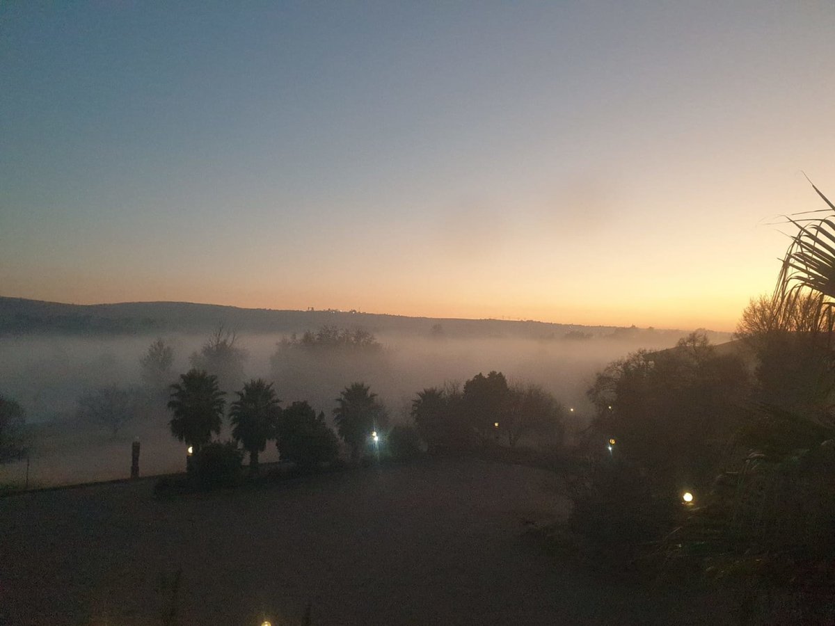 OrionHotels's tweet photo. Another chilly but stunning evening here at @VelmoreHotel
-
-
-
#VelmoreHotel #OrionHotels #Winter #Cold #Chill #Pretoria #Hotel https://t.co/fUJMfaBQCJ
