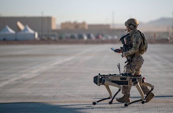 JanesINTEL's tweet image. Data management drives new #JADC2 strategy buff.ly/35EMZnP  @usairforce  #USarmedforces
