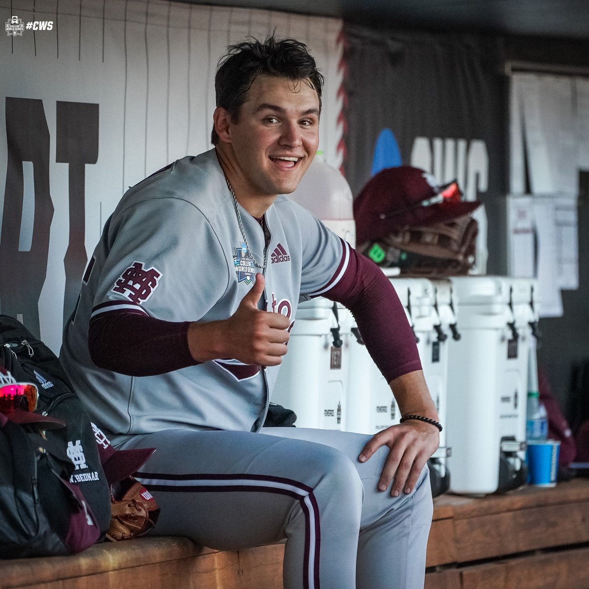MSStateAlumni's tweet photo. Walking into work on Monday morning.

#OmaDawgs https://t.co/qa359tFWZA