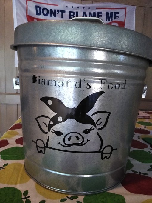 Super cute!! Do you need anything customized holler at me . https://t.co/CX8s0aOLKO<a href="/tag/backtoreality"class="tags"><span>#backtoreality</span></a>