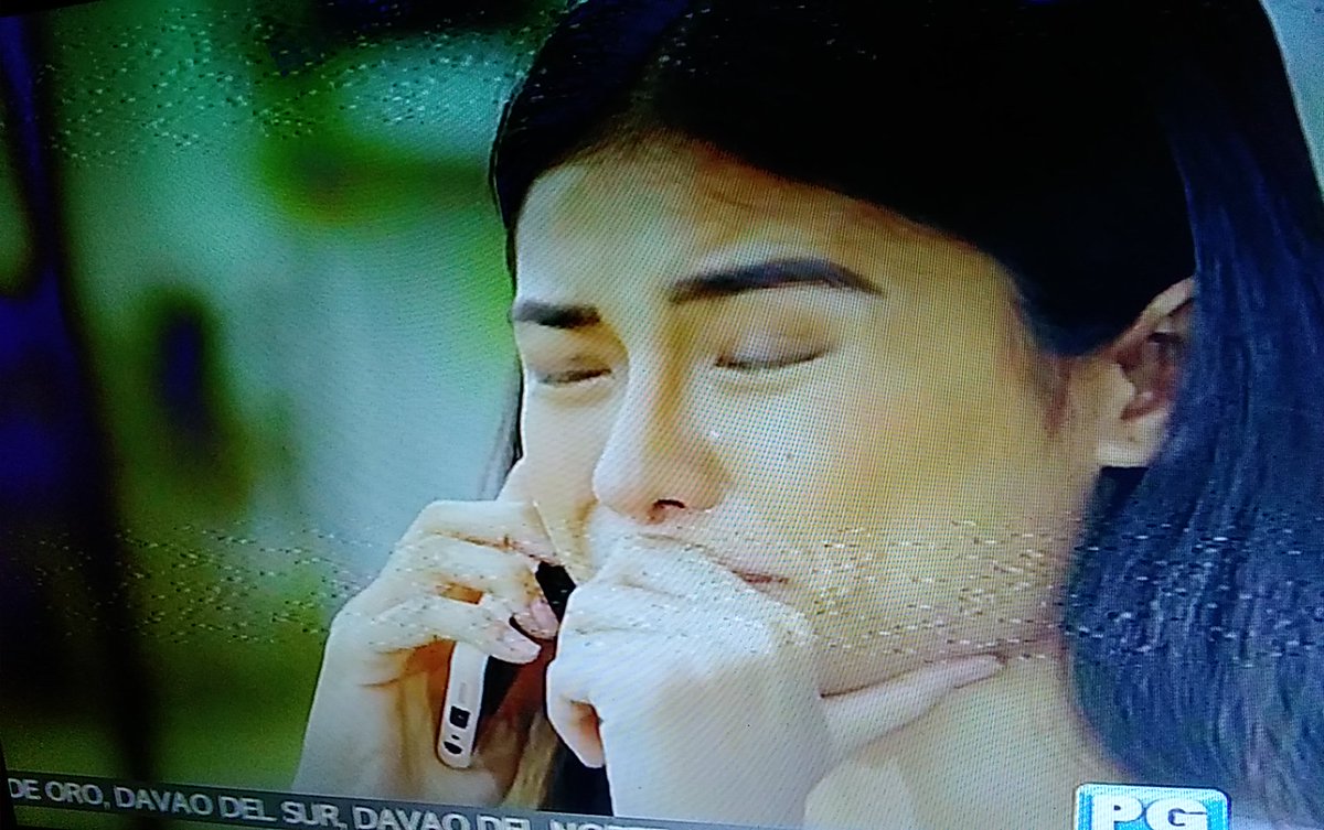 elliezianna's tweet photo. Halatang halata sayo melody na nahihirapan kang sabihin yun kay glenn dahil sa kabila nang nangyari mahal mo parin sya
#FirstYayaNewWork 
@sanya_lopez @abbey_cayco https://t.co/tlkbGENG04