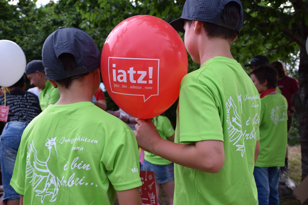 ArgeIatz's tweet photo. Mal &amp; Ideen Wettbewerb

▶ https://t.co/no4tJ6vme7

#iatz #jetzt #sen #adesso #now #selbstbestimmung #tirol #jugend #malen #wettbewerb https://t.co/sqF1vLH9PL