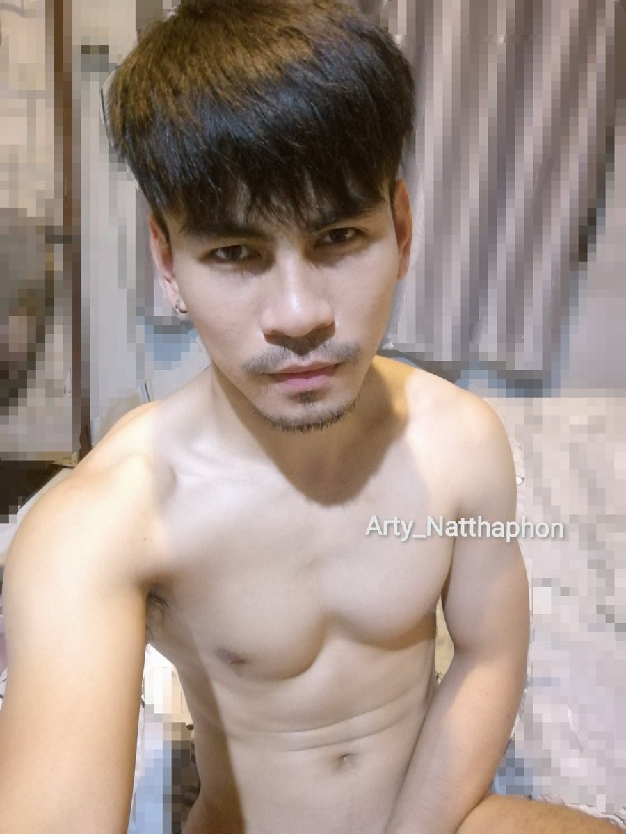 Arty_PH's tweet photo. ถ้าความรักมันทำให้พังจนเข็ด😢
งั้นก็มาเ_ดกันเฉยๆก็ได้😜 https://t.co/VsfWAsXK3H