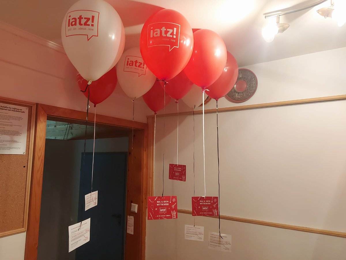 ArgeIatz's tweet photo. Mal &amp; Ideen Wettbewerb

▶ https://t.co/no4tJ6vme7

#iatz #jetzt #sen #adesso #now #selbstbestimmung #tirol #jugend #malen #wettbewerb https://t.co/pNGM1ag5Fa