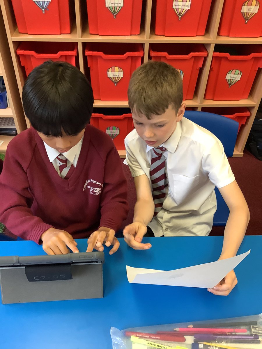TyntesfieldLC's tweet photo. We are reading for research and using Padlet to gather our ideas and understanding about solids, liquids and gases. https://t.co/cdXRjvO2hl