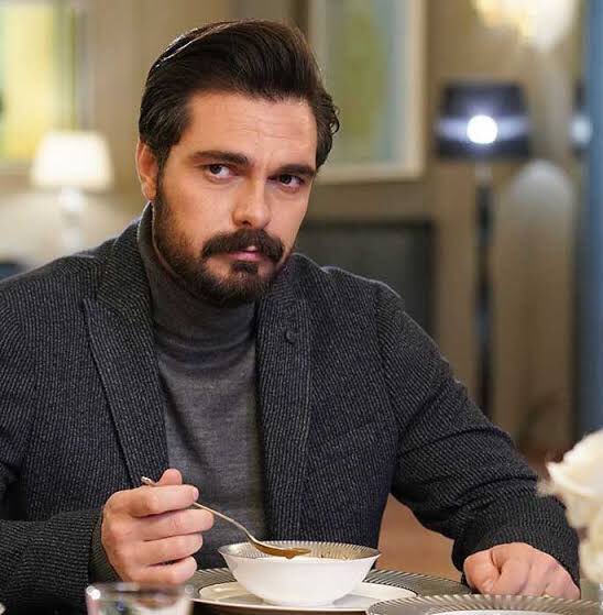Demek bugün emanet yok haa ağlama mod on 😑☹️

#emanet 
#HalilİbrahimCeyhan