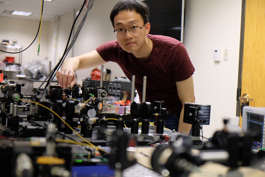 OpticaWorldwide's tweet image. Congratulations to Bowen Li @CUBoulder - announced as the 2021 #OSAFoundation &amp;amp; @CoherentInc Bernard J. Couillaud Prize recipient! Li was presented the prize during the @PHOTONICSWORLD plenary today. 

Read more - ow.ly/UWRm50FeUlp