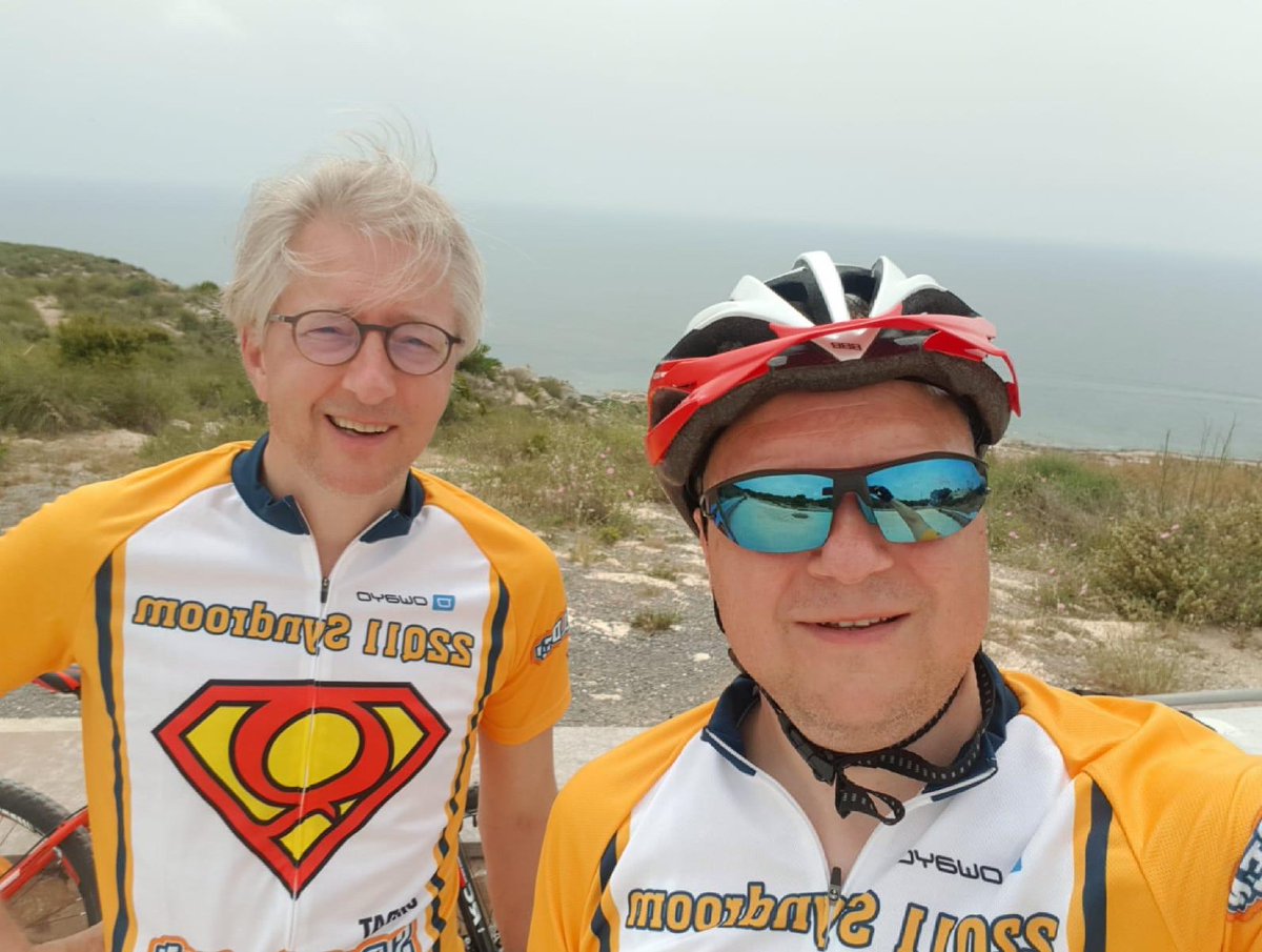 steun22q11's tweet photo. Alicante: fietsen in Spanje. Deze foto kregen wij opgestuurd! #awareness over de grens. DC&I experts in logistiek vastgoed, 1 van onze leden van de Club van 100 samen met zijn broertje Mark. #Zichtbaar #fietsshirts #loopshirts
10 per stuk zolang de voorraad strekt. #studioeuropa https://t.co/Z31b9NBIz5