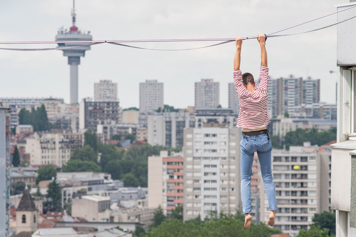 Regard neuf 3 tweet media