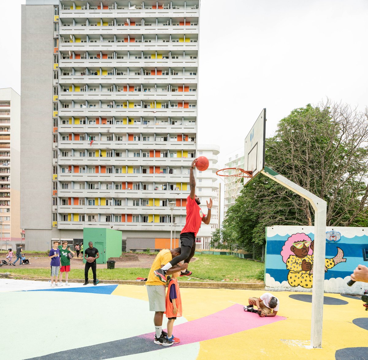 Regard neuf 3 tweet media