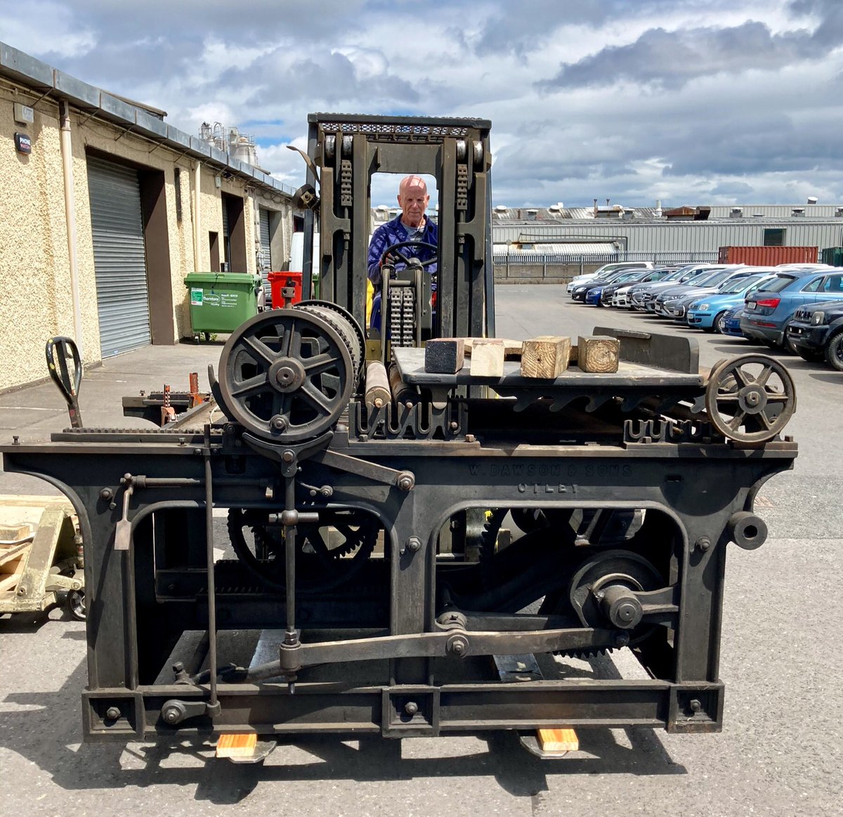 carolleesnap's tweet photo. Another milestone for Kells Printworks, with funding from The Heritage Council Of Ireland, the Wharfedale is now with restorer Cyril Lee, who has to date restored 4 of the 5 presses from Kells #HeritageHubIre #MeathCoCo #KellsTypeTrail #MeathChronicle #HinterlandLiteraryFestival https://t.co/msv7XIUEse