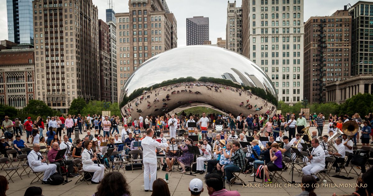 MakeMusicChi's tweet photo. Happy Make Music Chicago! Join us and thousands of people around the world to celebrate Make Music Day. See our complete list of today’s free performances and music-making activities here: https://t.co/DWEPBiyCsU https://t.co/XzP8v2TqF4