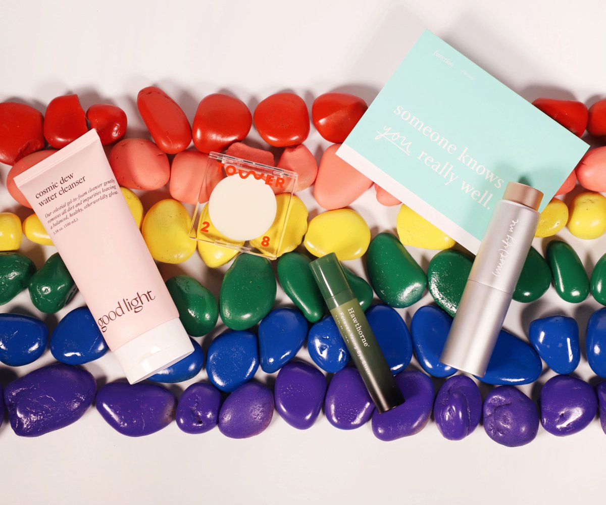 TrueColorsUnite's tweet photo. Check out these awesome companies supporting LGBTQ youth this #Pride!

@dollskill @projectswatches
@LyresSpiritCo @Vgoodlight @ShopRyanPorter
@VTTeddyBear @VenaCBD
@Dr_Botanicals @hbloom
@WILDFOXCOUTURE @medterracbd 

https://t.co/NIRIJ90C7C https://t.co/HTjquiKtrs