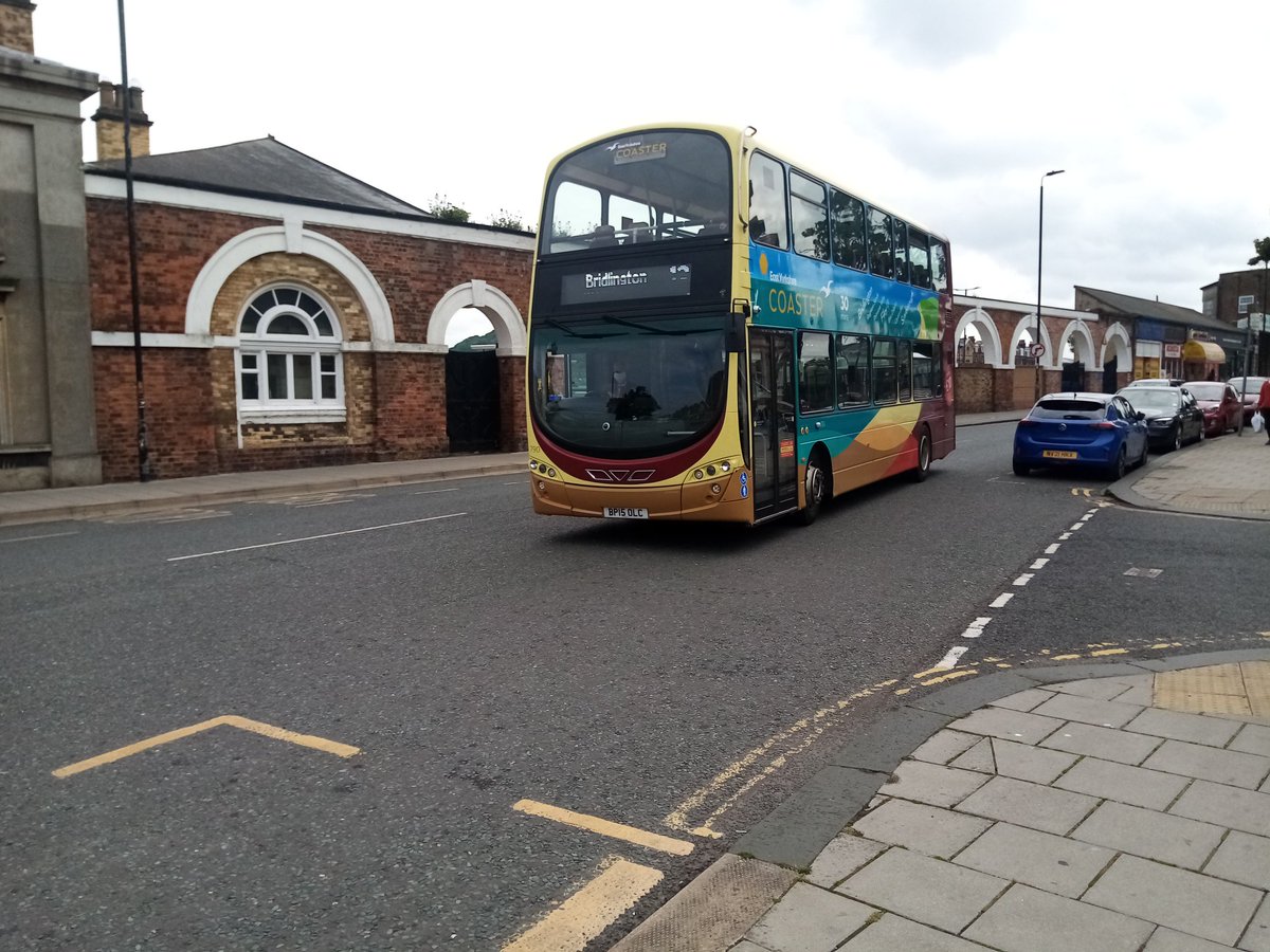GouldthorpeAlan's tweet photo. A great day in #Scarborough yesterday. Thanks to a new earlier bus from #BartonUponHumber I was in #Hull early and caught the @EYBuses #Service121 to #Bridlington then up to #Scarborough on #Service12
A great day out with plenty of time to enjoy Scarborough https://t.co/QDWSqIzuLr